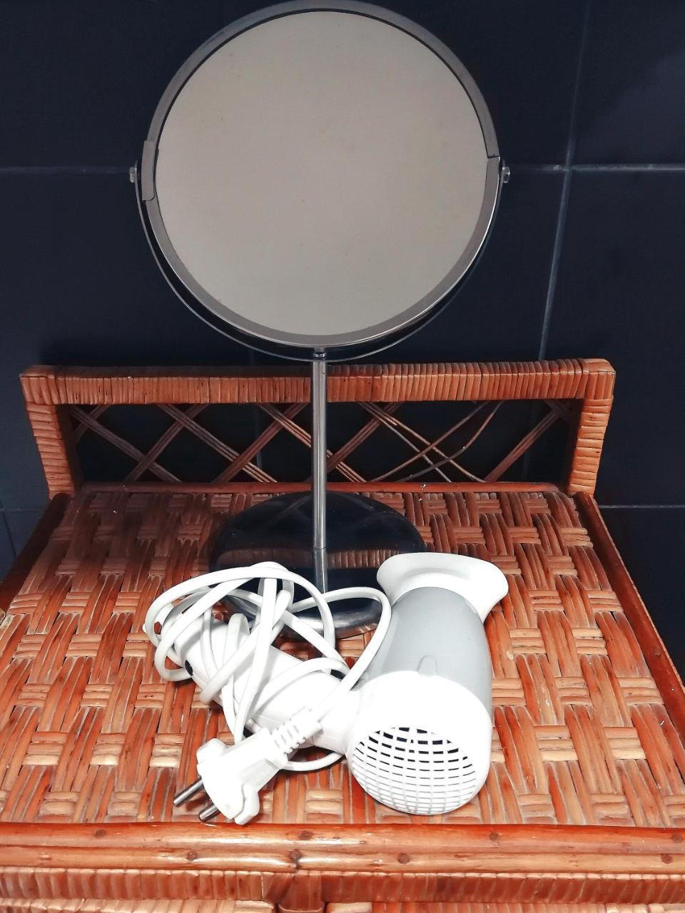 Cosy Dungeon Double Room With Ac Krasków Εξωτερικό φωτογραφία