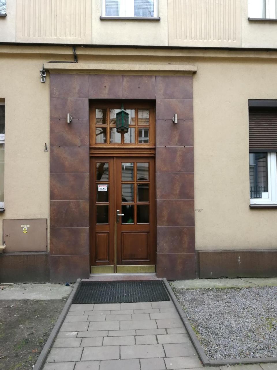 Cosy Dungeon Double Room With Ac Krasków Εξωτερικό φωτογραφία